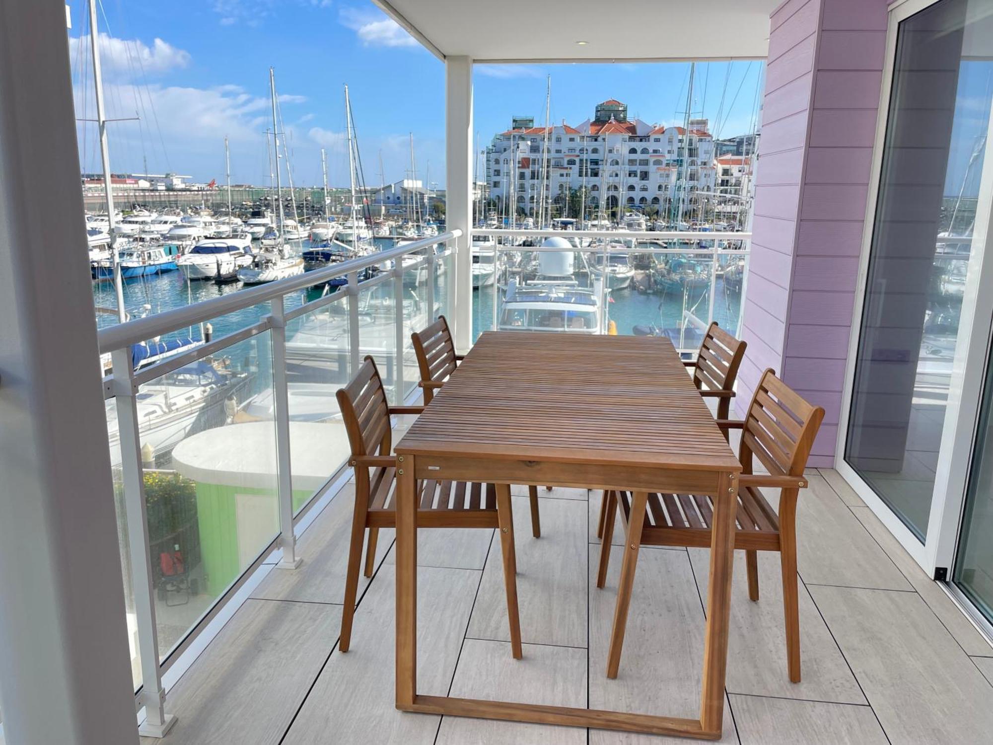 Deluxe Marina View Seafront Gibraltar Stay מראה חיצוני תמונה