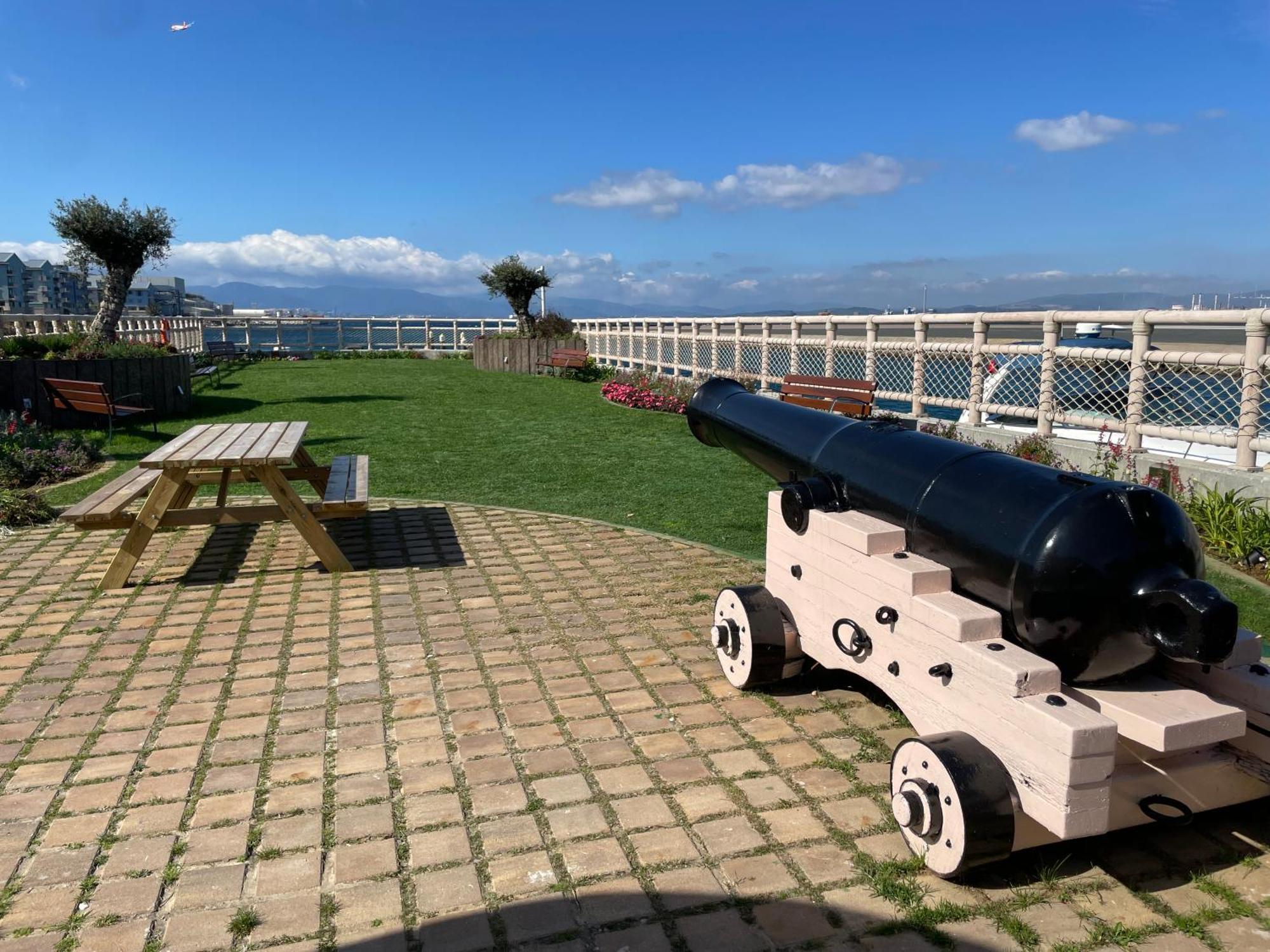 Deluxe Marina View Seafront Gibraltar Stay מראה חיצוני תמונה