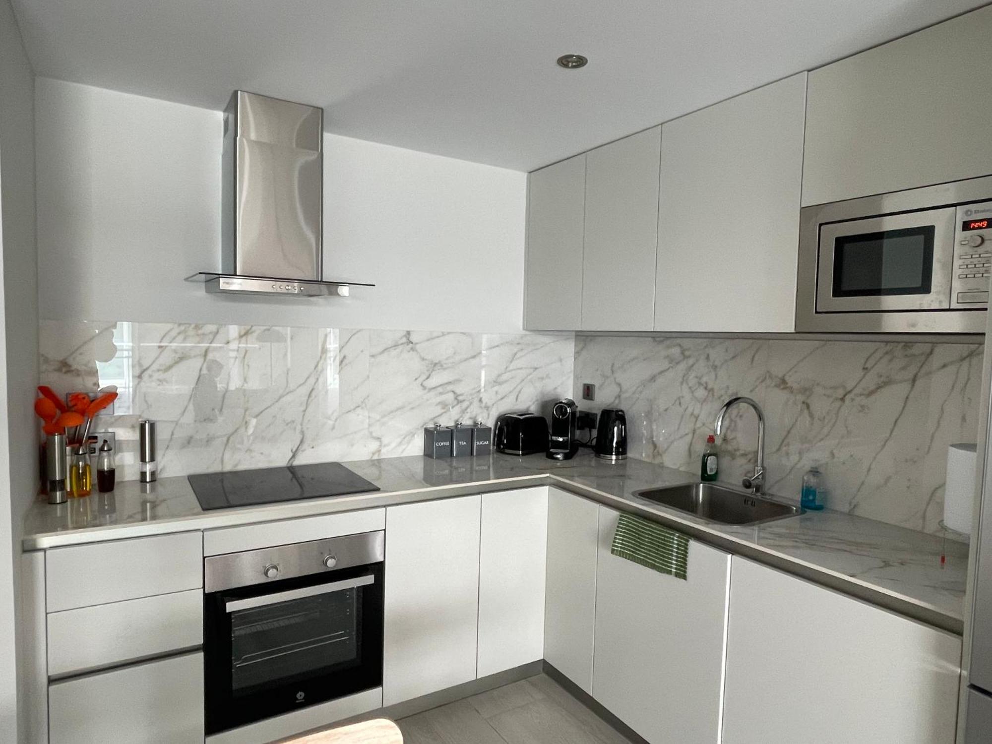 Deluxe Marina View Seafront Gibraltar Stay מראה חיצוני תמונה